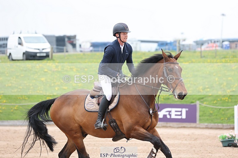 250424-124157-05534 - Cls 1 - 2 Star Small Tour