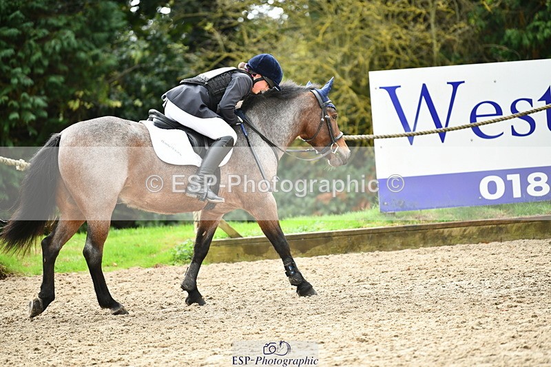 251004A-110217-00508 - Classes 4 & 5 50cm