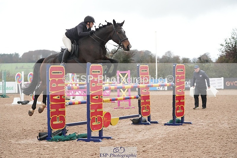 251107-140111-01305 - Cls 6 Foxhunter and 1.20m Open