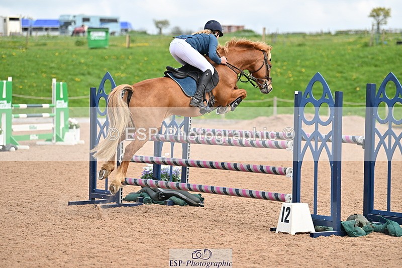 240506A-122813-08703 - Cls 5 Pony Foxhunter & 1.10m Open