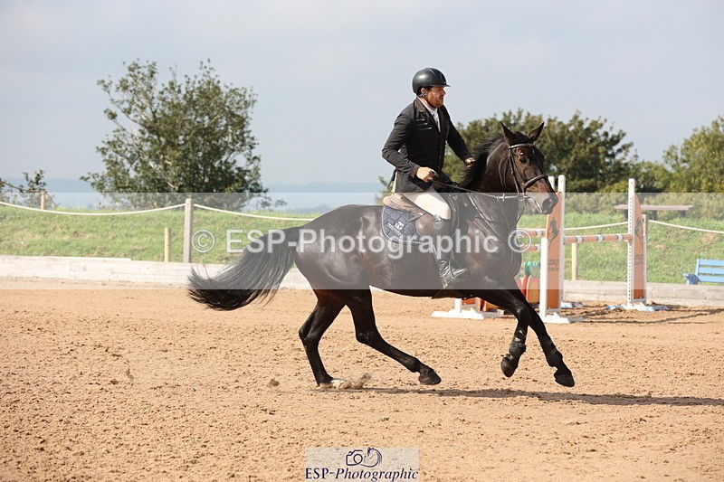 230915A-111421-01678 - Cls 2 Snr Foxhunter