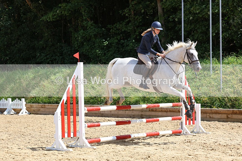 3E7A0343 - Class 9: Senior British Novice/90cm open