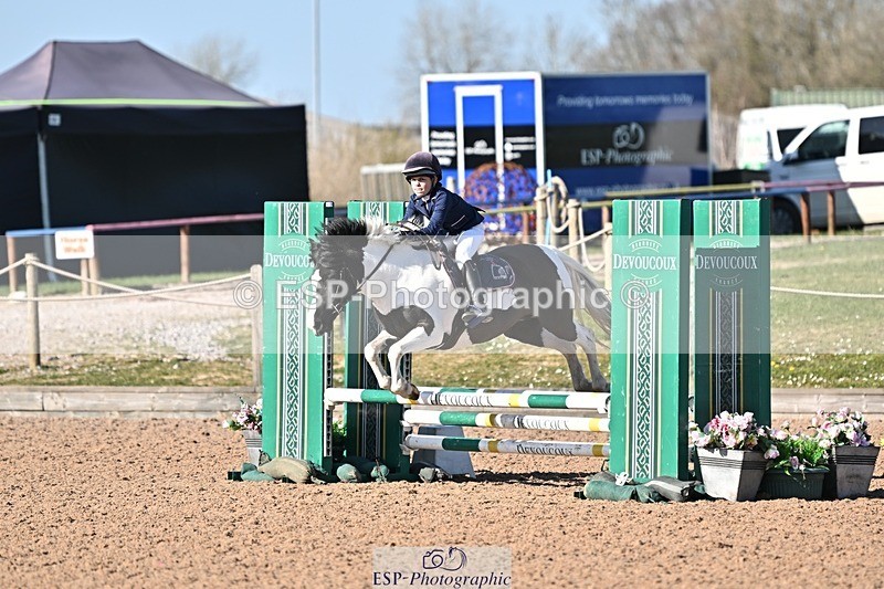 250401-163043-00122 - 60cm classes