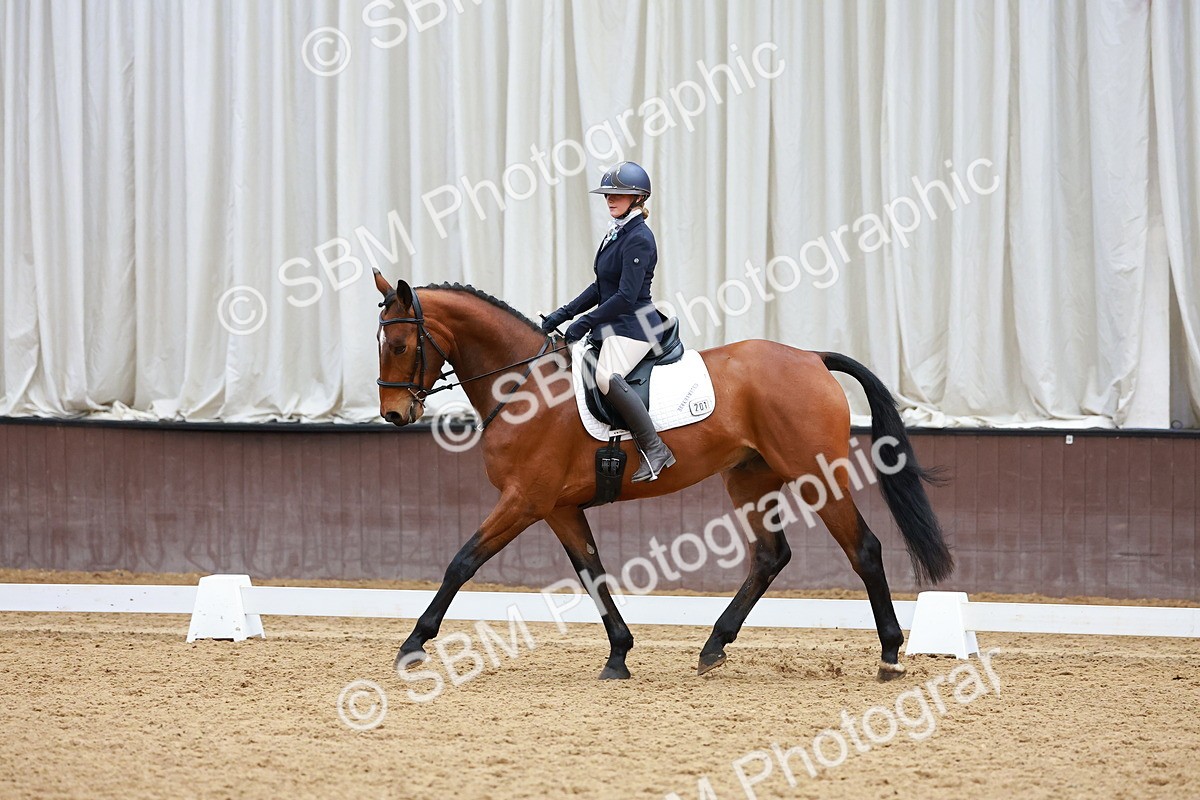 SBM_003267 - Class 11 - Novice 2