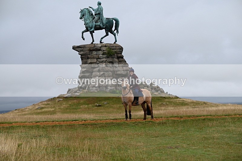 DSC_2439 - Time at Statue 12:34 to 12:56