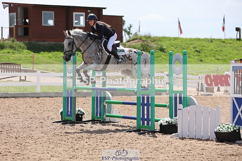 240629A-112440-04525 - Cls 17 Discovery and 90cm Open