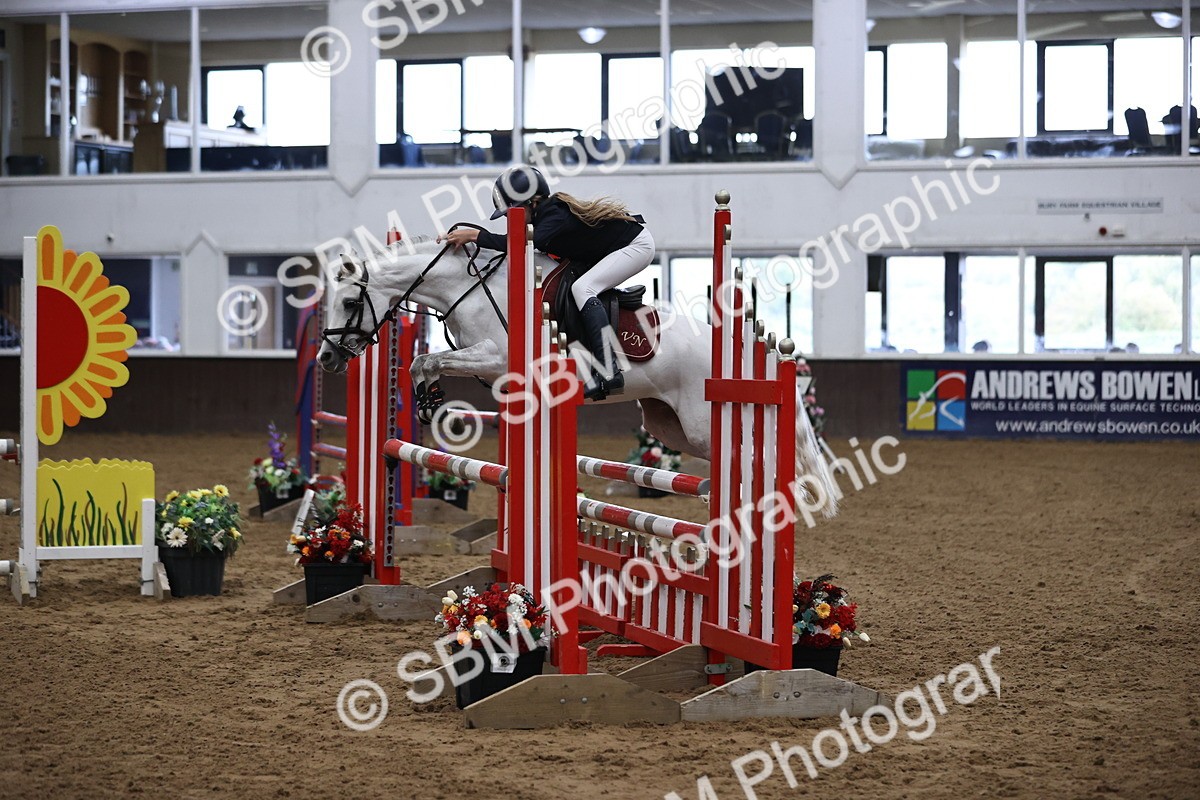 SBM_000999 - Class 4 - Springboard 128cm 138cm Restricted Handicap 90cm 1.00m