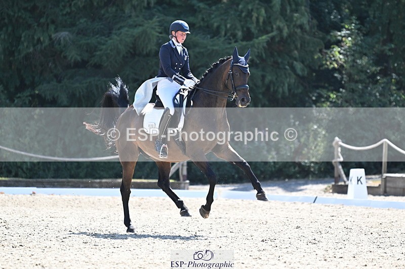 250810A-150100-07537 - 008-Caitlin.BurgessChocotof