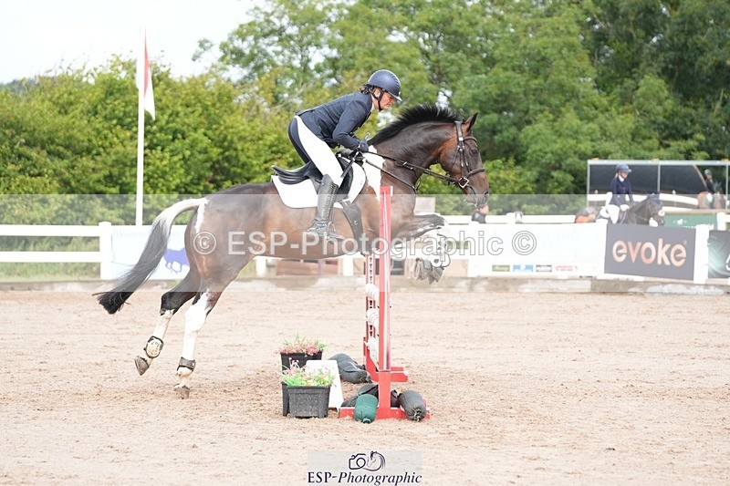 250731-102839-01381 - Cls 08  85cm Nat Am Qual