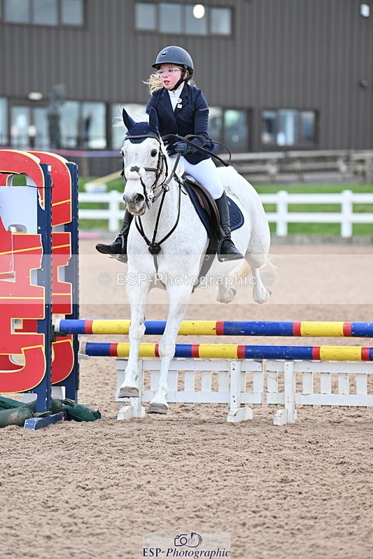 240128A-094304-00075 - Cls 1 Pony Intro 70cm