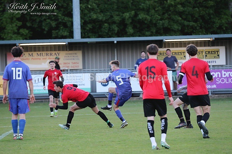 9KJS9403 - AFC Spinney Reserves vs Alba Eagles.
