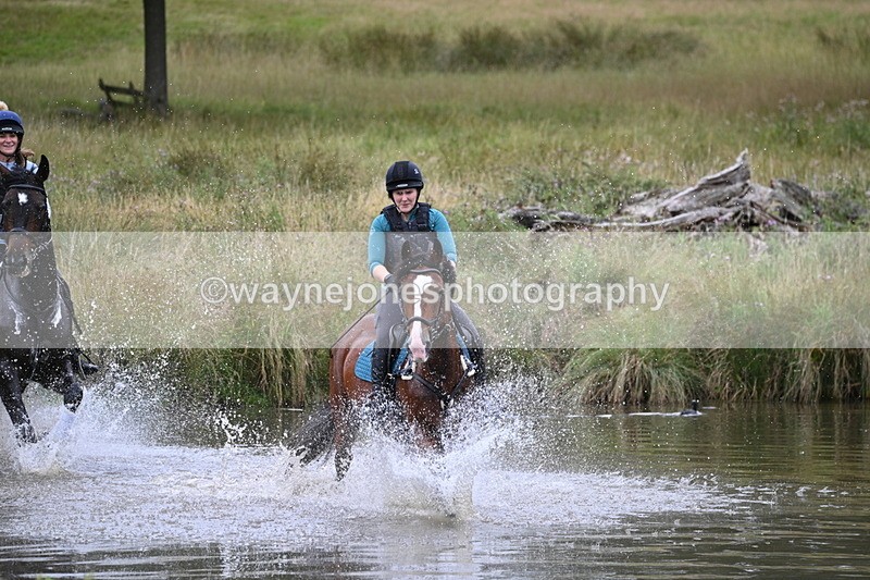 WJ7_3865 - Time at Water 12:52 to 13:22