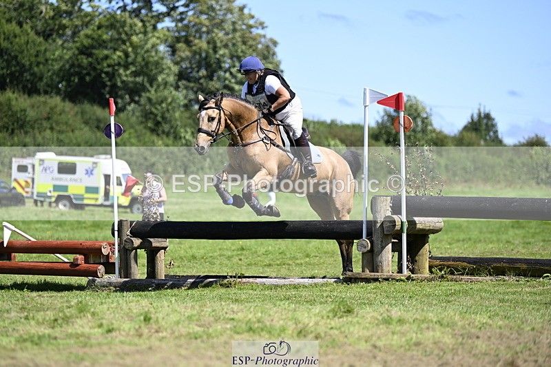 240811A-123923-03139 - 074-