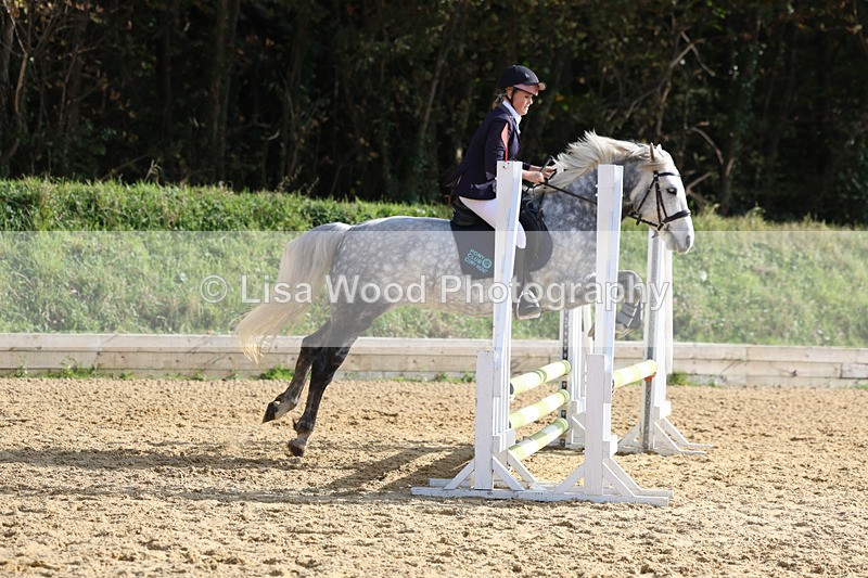 3E7A8044 - Class 4: 70cm open