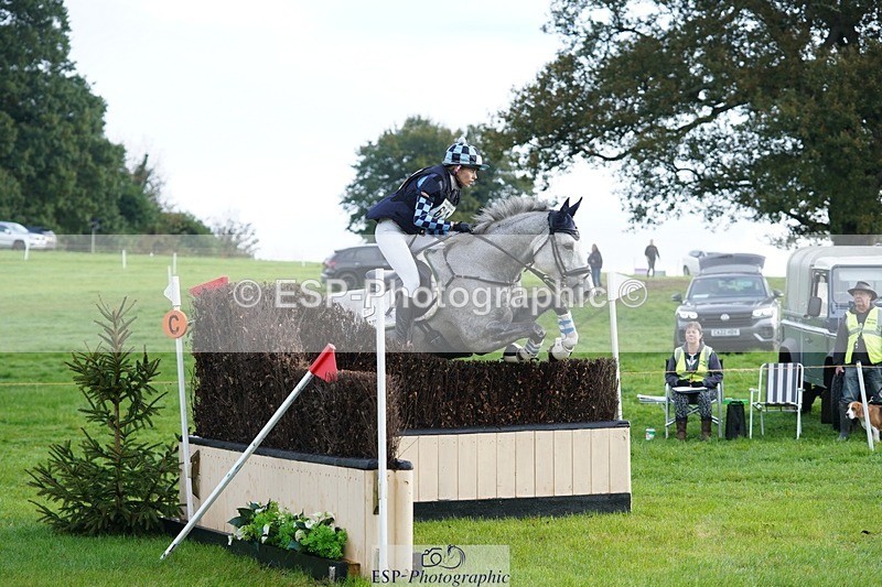 231021-092632-13276 - 621-QUALITY.BLUE-Lucy.Boultbee-brooks-SC+XC