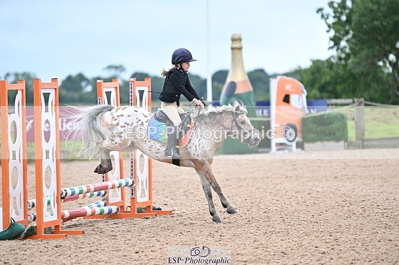 240813-151801-00041 - Clear round & 60cm