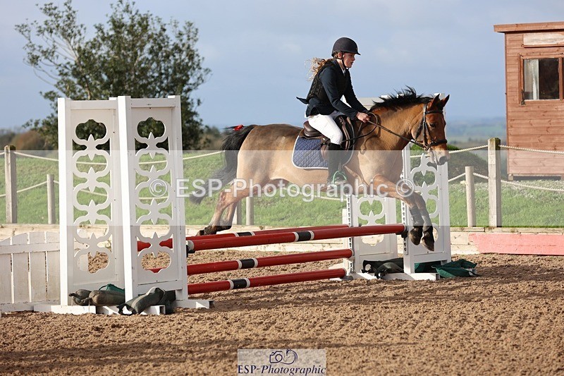 251025-101719-00848 - Cls 21+22 Club and Schools 60cm