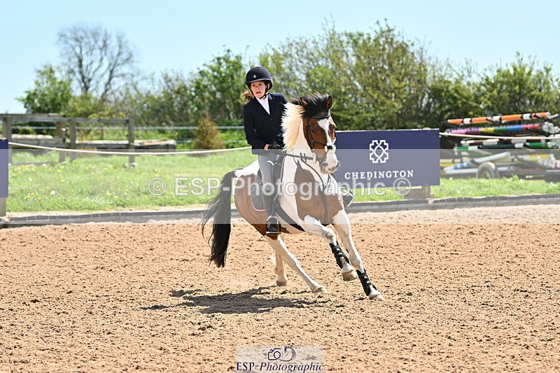 240504A-124029-01613 - Cls 4 Blue Chip Pony Newcomers & 1m Open