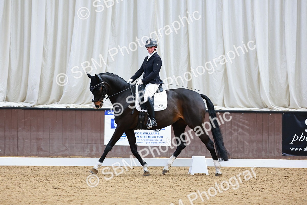 0B8A5172 - Class 11 - M5