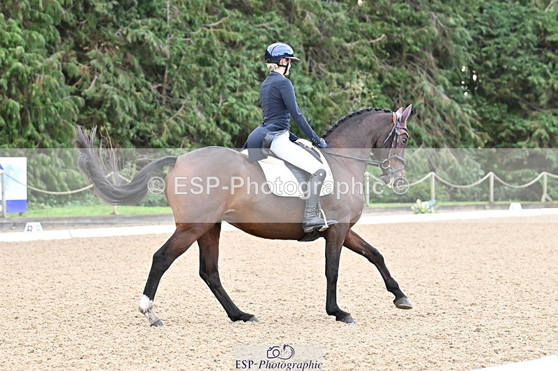 251023A-100837-00965 - A-007-Maja.Hullah