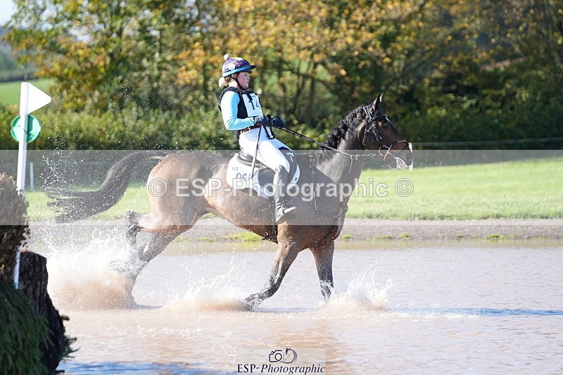 251024A-124714-10800 - B-140-Charlotte.Ward