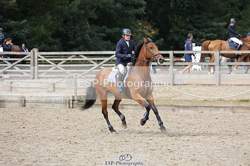 250829A-112804-01373 - Cls 7 British Novice and 90cm