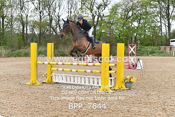 BPP_7644 - CLASS 14 SAT Senior BritiNovice/ 90cm Open