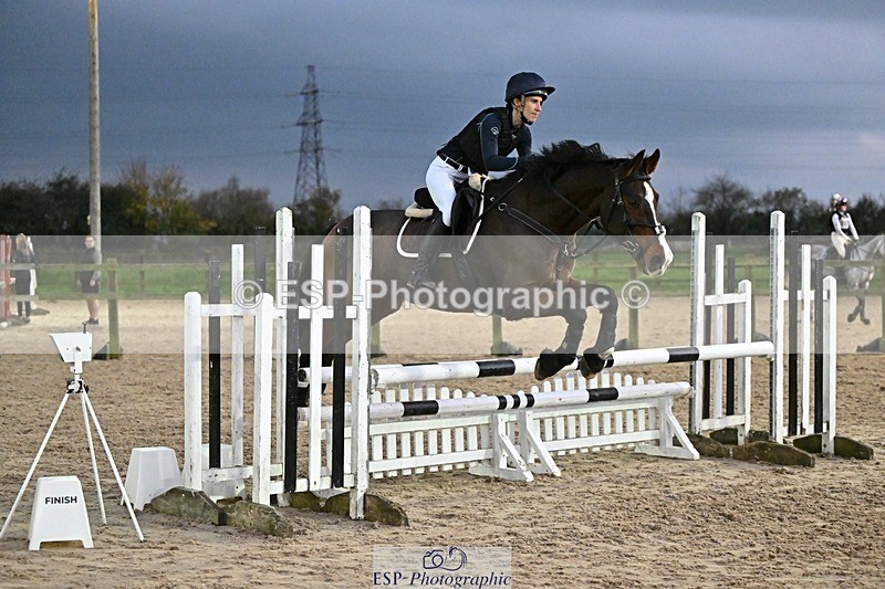 241110-163829-01457 - 90-95cm Arena Eventing
