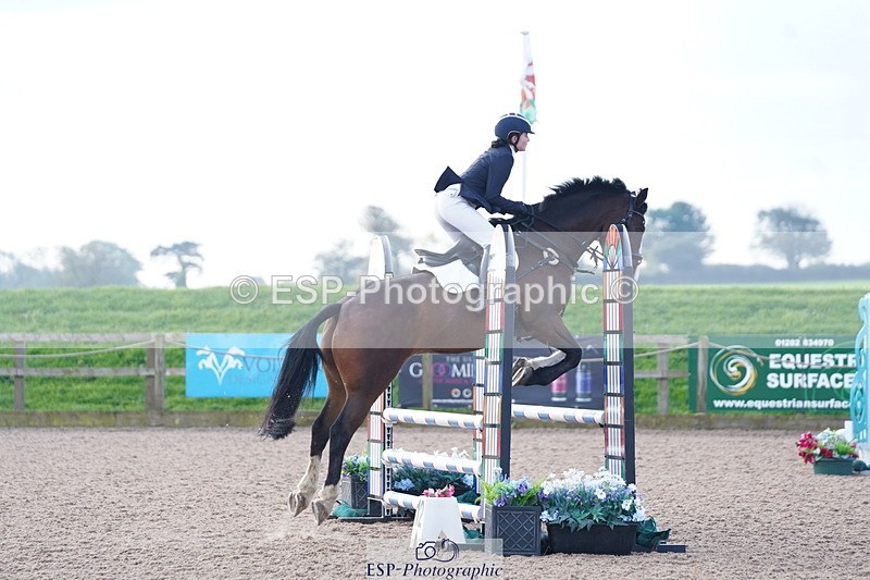 241005A-093926-04313 - SAT Cls 8 Snr British Novice & 90cm Open