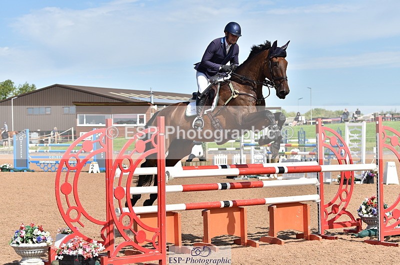 230810A-105948-00770 - Cls 9 Foxhunter