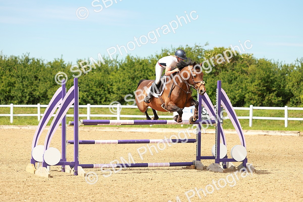 SBM_002452 - Class 4 - Senior Newcomers - 1.10m