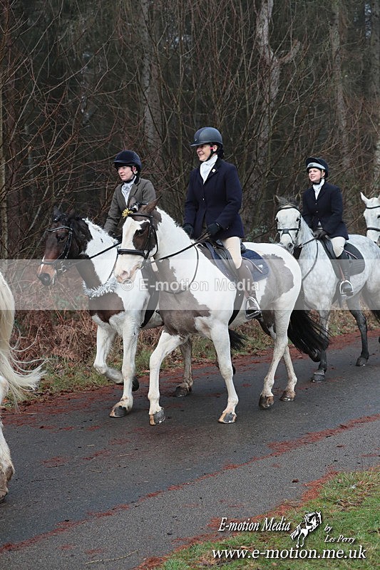 HUPY 261224 426 - Pytchley with Woodland Hunt Boxing Day Meet 26th December 2024