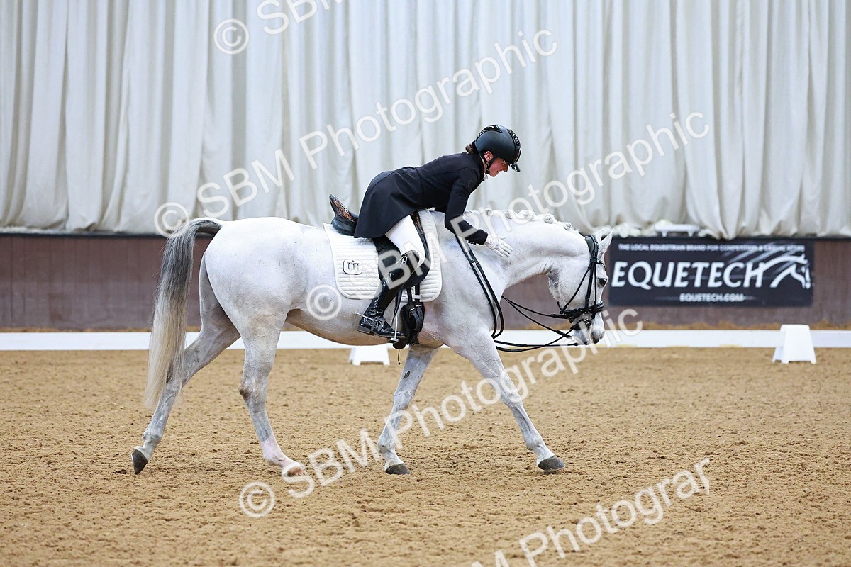 SBM_004419 - Class 17-19- FEI PSG-FEI INT