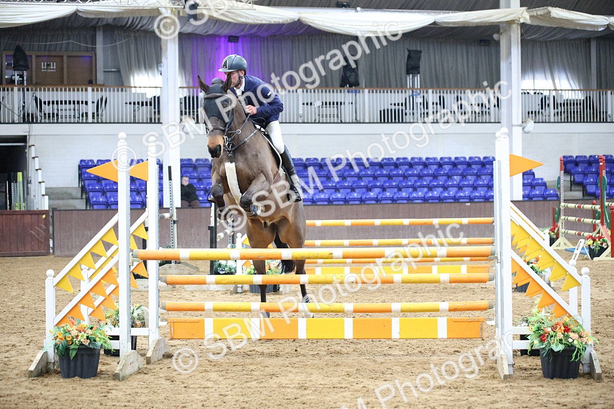5K7A4213 - Class 3 - Senior Newcomers/ 1.10m Open