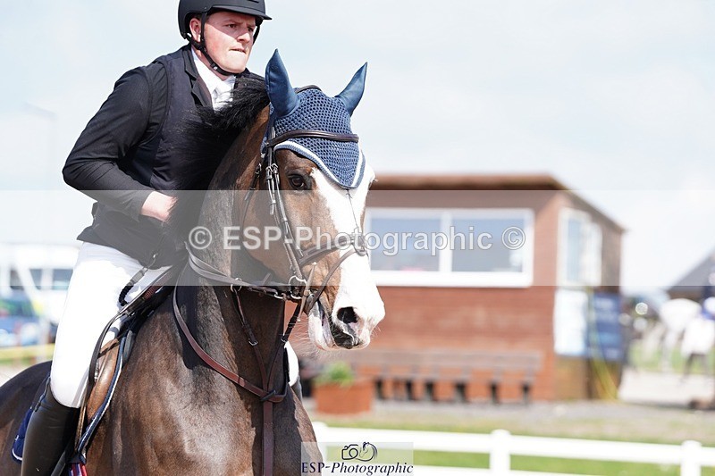 250425-152920-10250 - Cls 18 - 1 Star Silver Tour