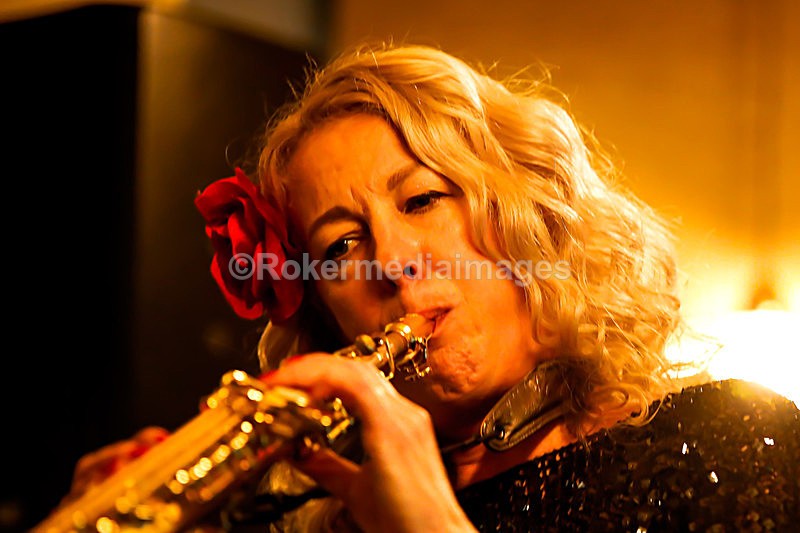 KC_098 - Kim Cypher Band