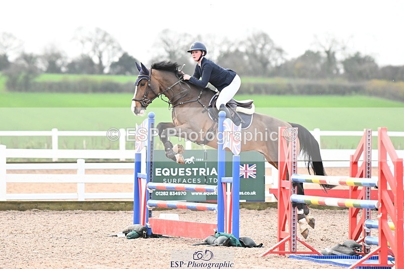 241206-094057-00050 - Cls 2 British Novice and 90cm Open