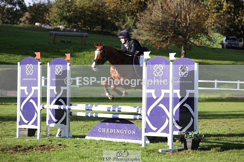 231022-155619-30020 - 564-JANA.DE.CAVAIGNAC-Rosie.Kendall-TrotUp+SJ