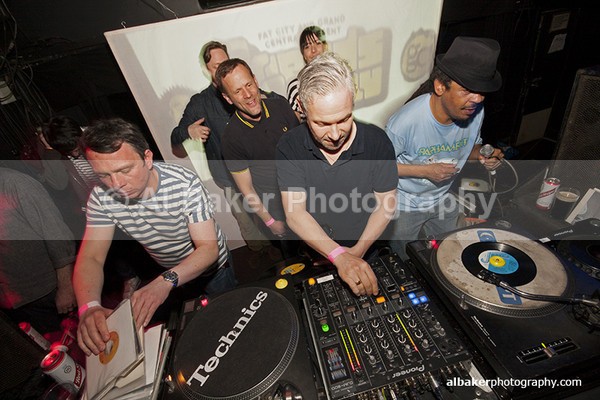 202 - Friends-&-Family @ the-roadhouse 02.05.15 (b)