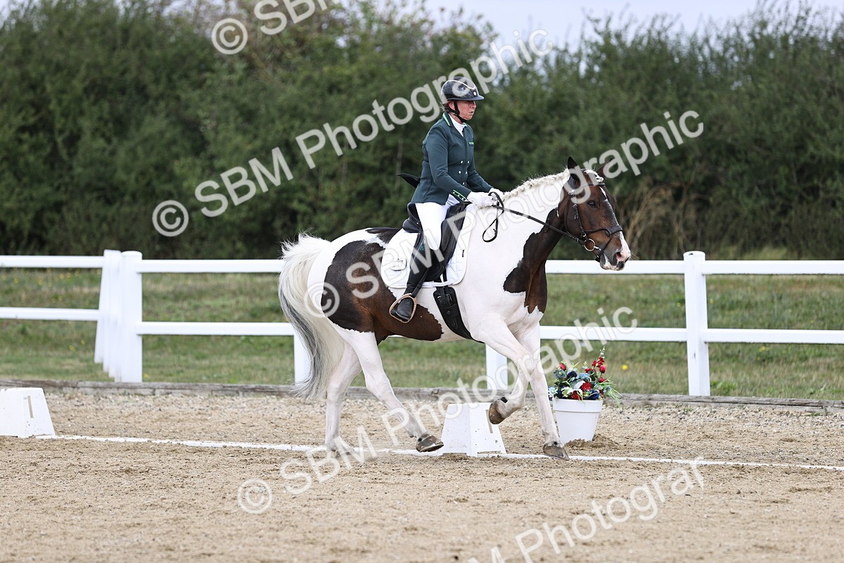 SBM_016796 - Class 14 Novice 23 - 11.53-12.56