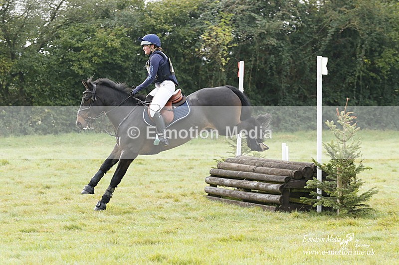  WWHT 171021 0766 - Open Novice (0.80m)  17/10/21