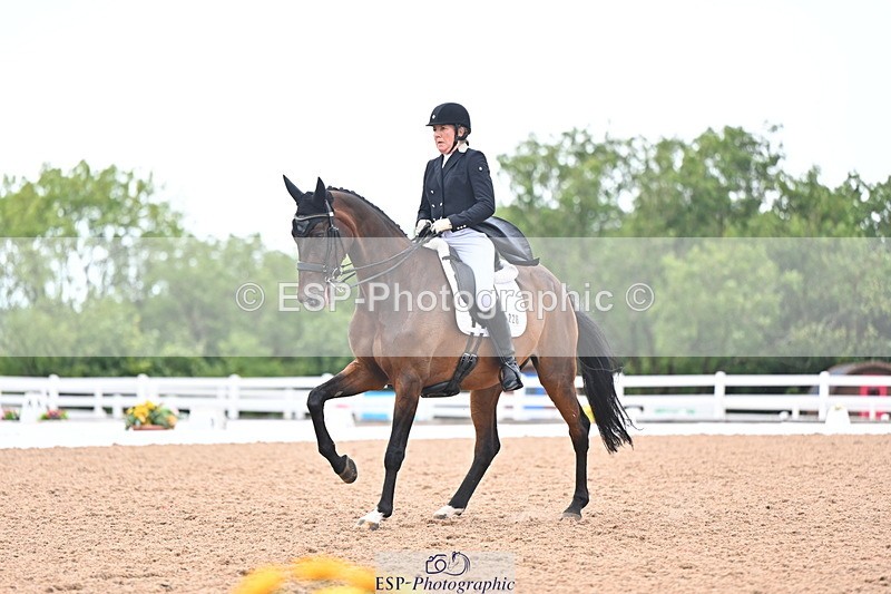 240815A-155448-02487 - 228-Nicola.Rapley-Scolari's.Glory