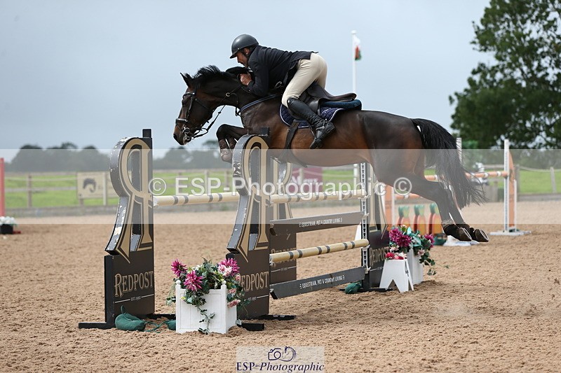 230812A-121204-08821 - Cls 32 Foxhunter