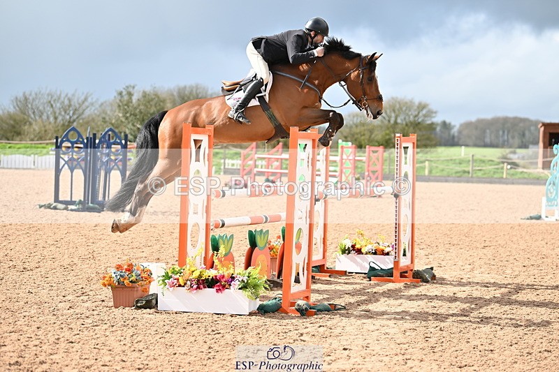 240315A-130529-01129 - Cls 3 Snr Foxhunter