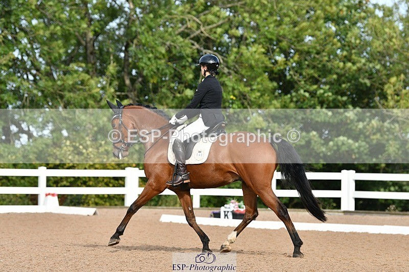 250906-092719-00342 - 040-Rianne.FultonSunset.Mojito