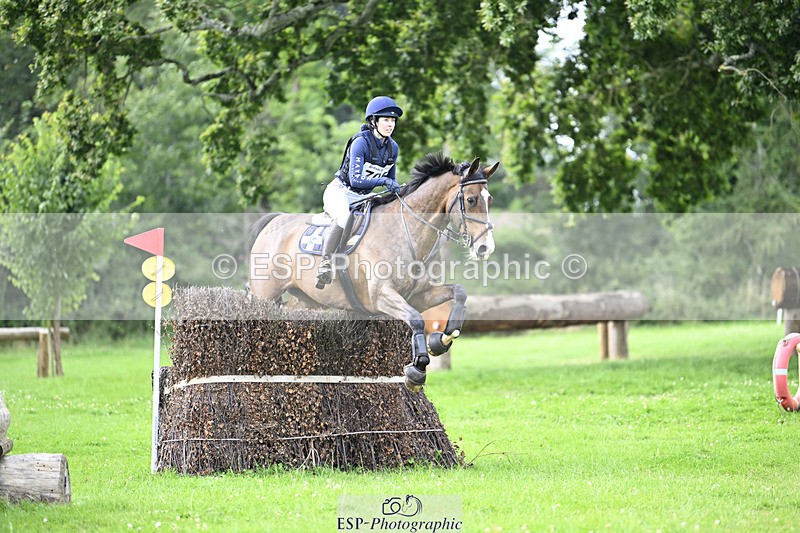 240804-171450-18878 - 705-Nicole_Jooste-MR_AMOUR