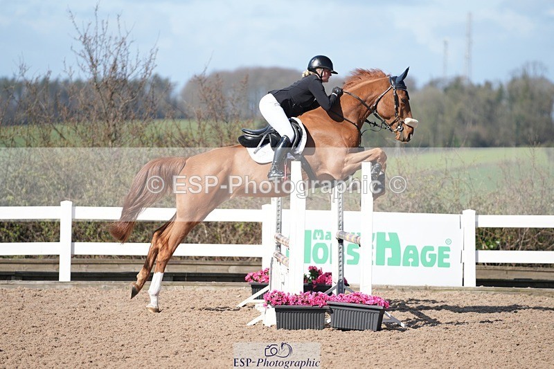 250329-102131-03601 - Cls 20 British Novice and 90cm