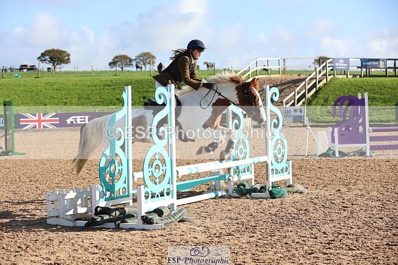 251025-110302-01013 - Cls 23+24 Club and Schools 70cm