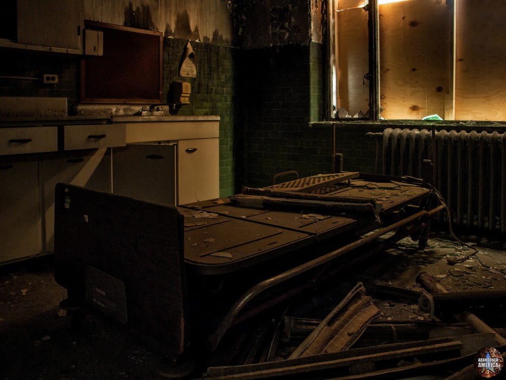 Sydenham/Montebello Hospital (Baltimore, MD) Lost in Shadows