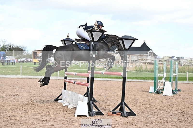 250416-130646-00916 - Cls 4 Newcomers and 1.10m